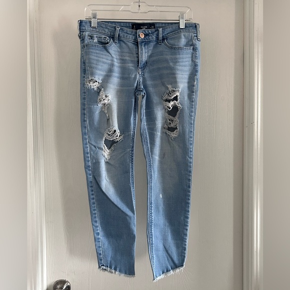 Hollister Denim - Hollister | Light Blue Distressed Ankle Jeans | Size 29